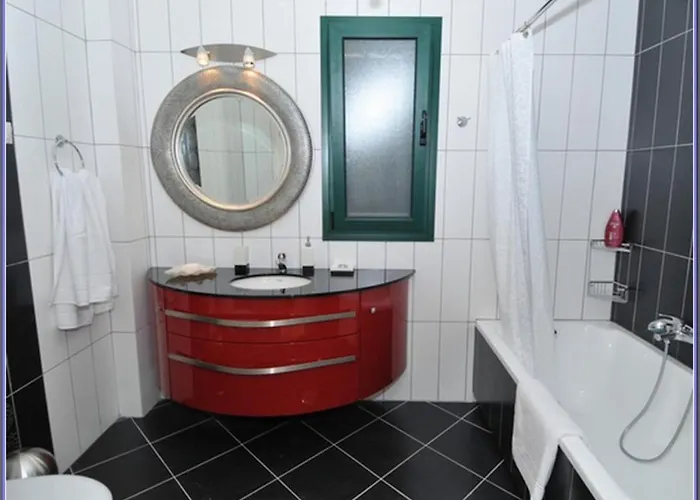 Fedra - 3 Bedrooms - Sleeps 6p